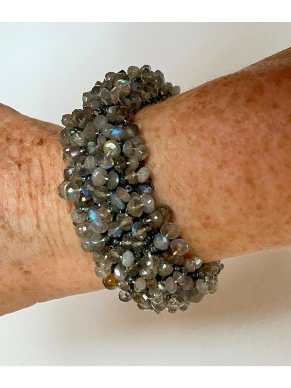 Handcrafted Labradorite Beaded Bracelet 6 3/4"